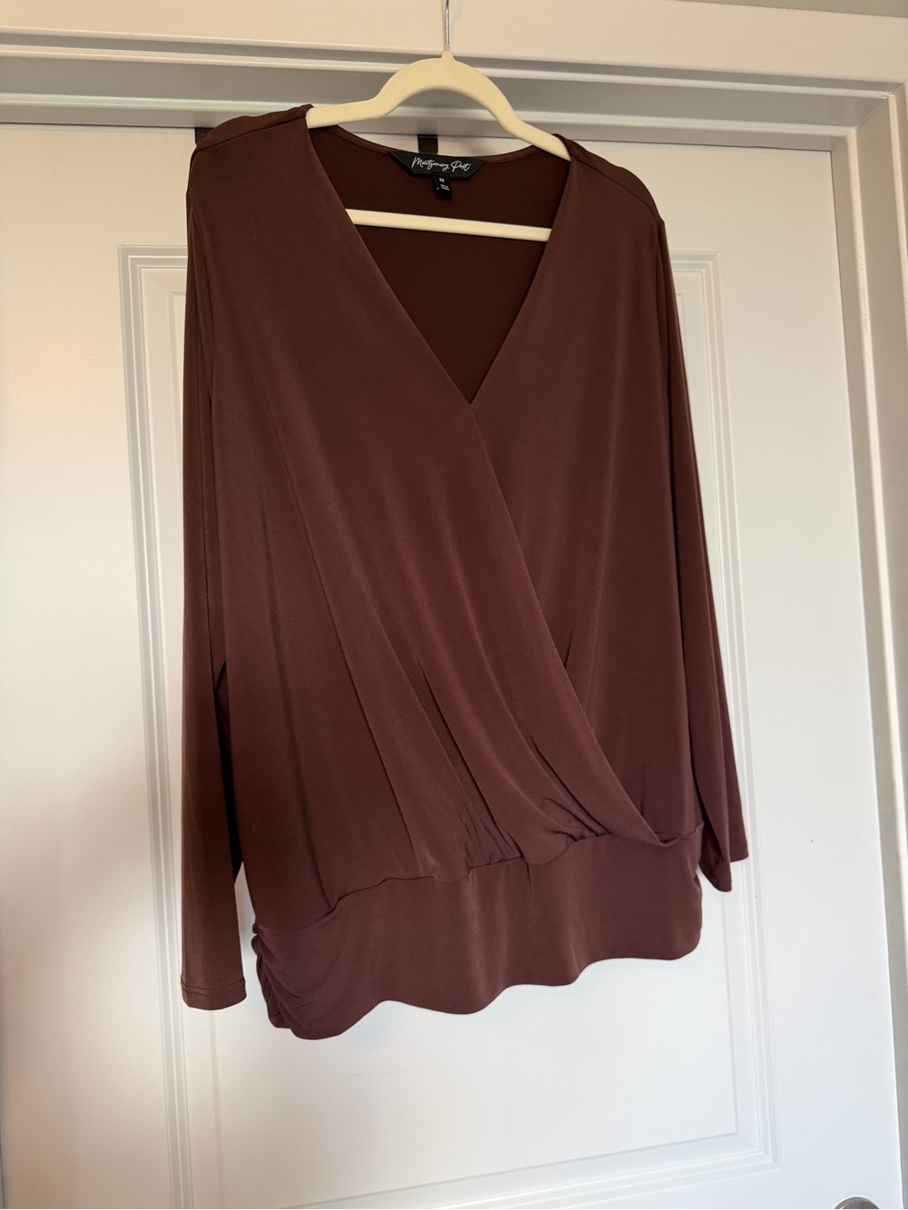 Montgomery Post Brown Surplice V-Neck Top 2X NWOT